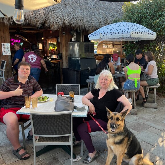 Meet the Posher's Family - Picture 5 of 8